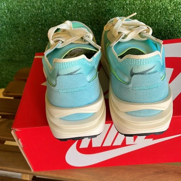 NIKE Men’s Waffle One Sneakers - Picture 3 of 6